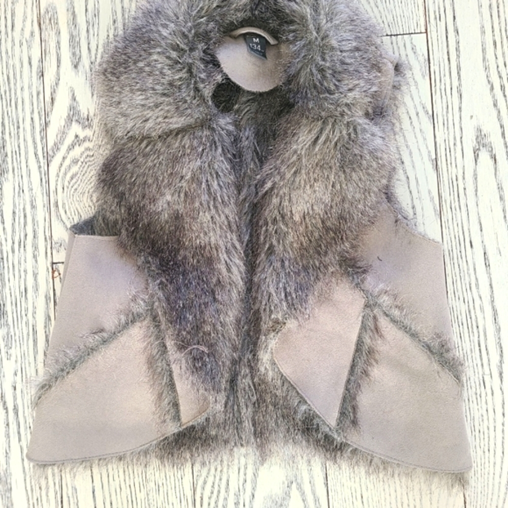 ZARA FAUX FUR KIDS VEST
